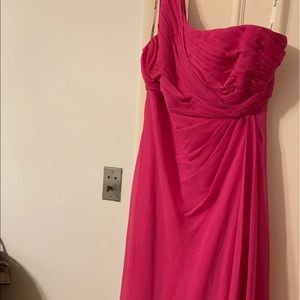 Bright pink prom/bridesmaid dress